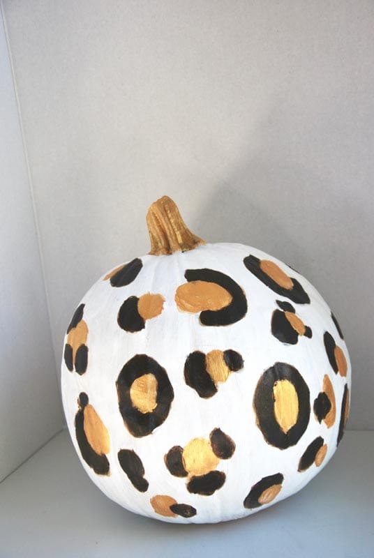 25 Stunning Pumpkin Painting Ideas You'Ll Want To Try Now 21 25 Stunning Pumpkin Painting Ideas Youll Want To Try Now