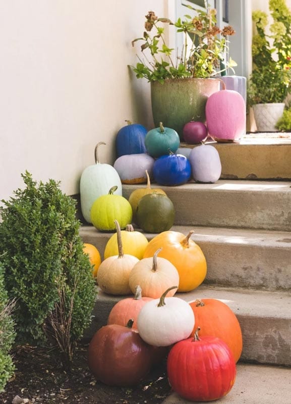 25 Stunning Pumpkin Painting Ideas You'Ll Want To Try Now 24 25 Stunning Pumpkin Painting Ideas Youll Want To Try Now