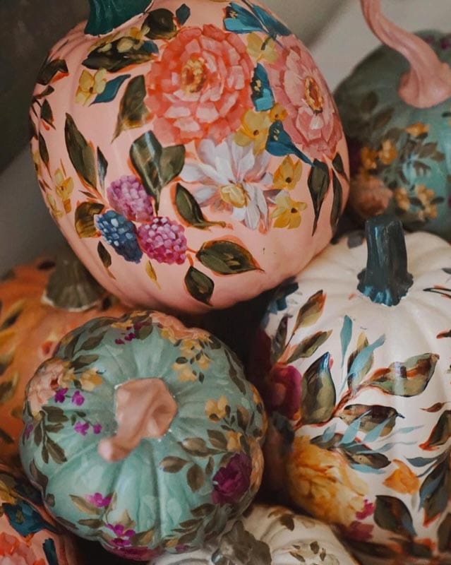 25 Stunning Pumpkin Painting Ideas You'Ll Want To Try Now 15 25 Stunning Pumpkin Painting Ideas Youll Want To Try Now