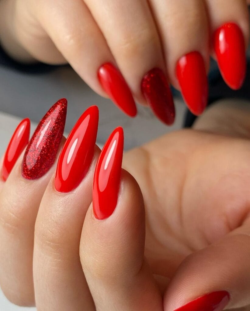 25+ Red Christmas Nails That'Ll Make You Feel Festive Af 25 Red Christmas Nails 12