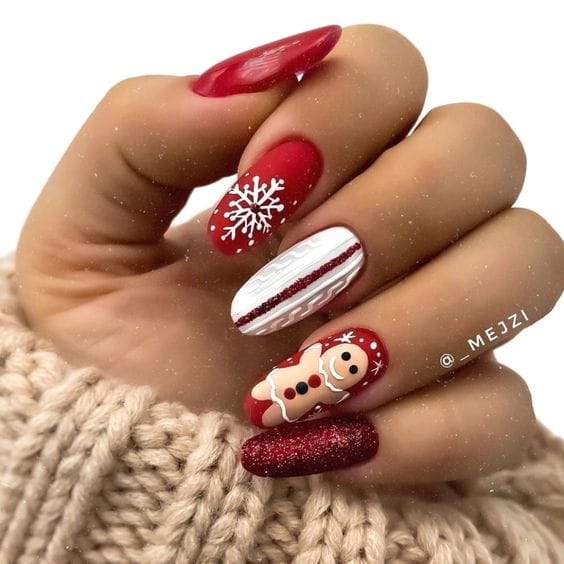 25+ Red Christmas Nails That'Ll Make You Feel Festive Af 14 Red Christmas Nails 24